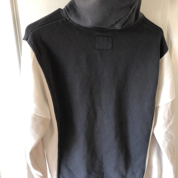 Abercrombie & Fitch Soft A&F Collection Color Block Hoodie size XS Gray Cream - Picture 9 of 13